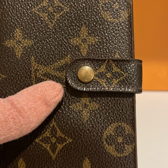 Louis Vuitton Kisslock Wallet - Picture 5 of 13